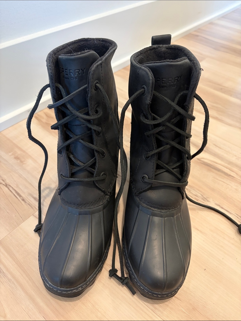 Sperry Saltwater Heel Black Leather Duck Boots Women’s Size 8.5 - Picture 6 of 8